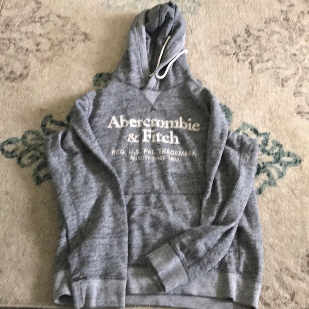 Men’s medium sweatshirt hoodie